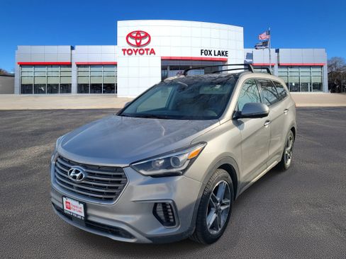 Used 2017 Hyundai Santa Fe Limited image 2