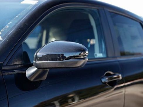 New 2026 Honda HR-V LX image 5