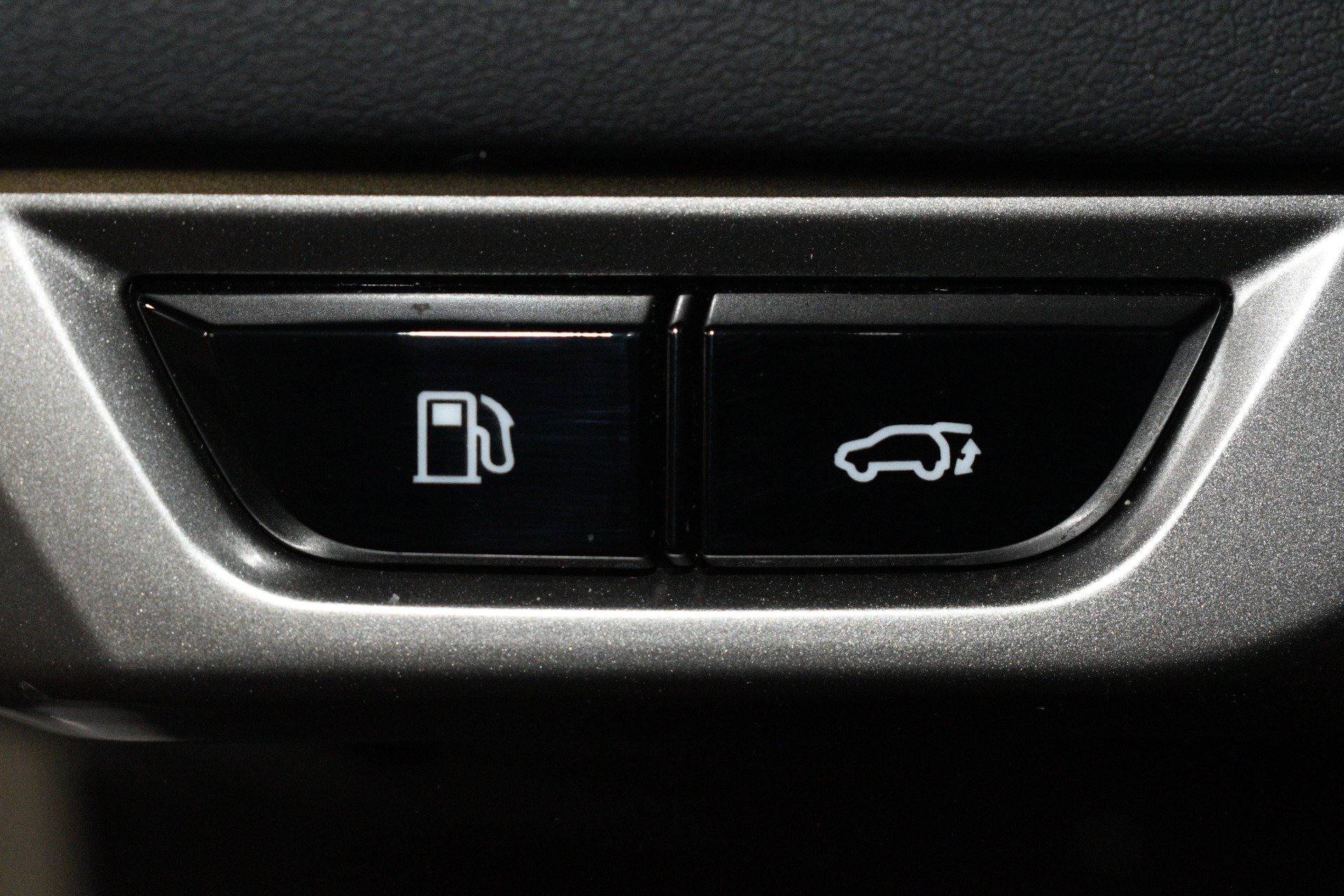 Used 2024 Lexus RX 350 Premium w/ Accessory Package (K3) FWD image 39