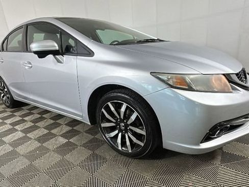 Used 2015 Honda Civic EX-L image 2