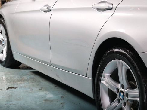 Used 2013 BMW 328i Sedan RWD image 18