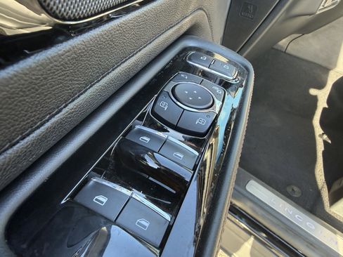 Used 2023 Lincoln Aviator Grand Touring w/ Elements Package Plus image 13