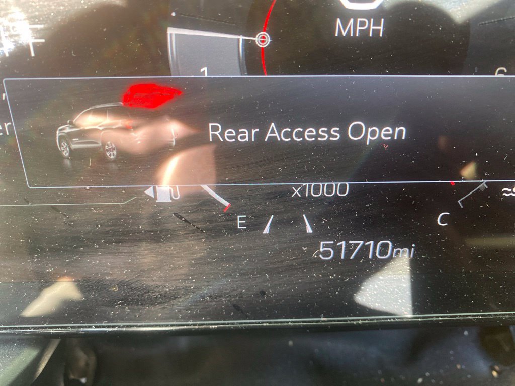 Used 2025 GMC Terrain Elevation FWD image 2