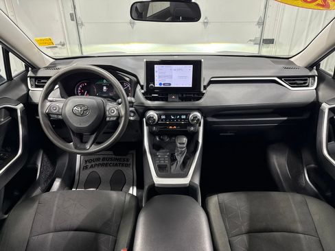 Used 2024 Toyota RAV4 XLE AWD/4WD image 16