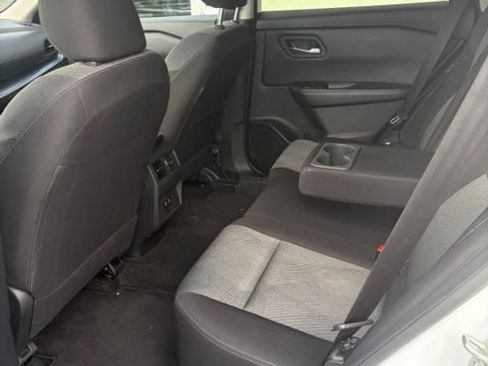 Used 2025 Nissan Rogue SV AWD/4WD image 6