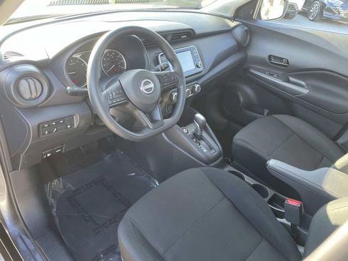 Certified 2025 Nissan Kicks Play S image 13