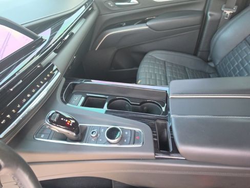 Used 2023 Cadillac Escalade ESV V AWD/4WD image 20