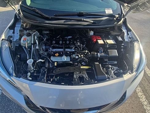 Used 2021 Nissan Versa S image 29