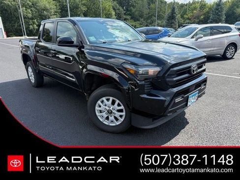 Used 2024 Toyota Tacoma SR5 AWD/4WD image 1