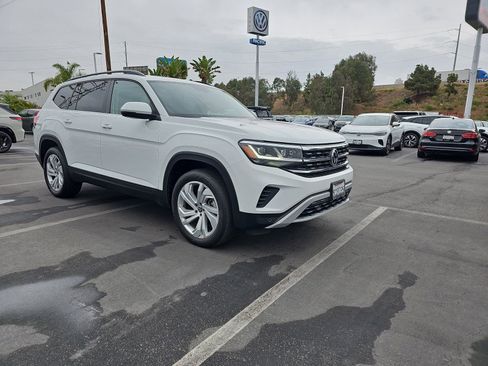 Used 2022 Volkswagen Atlas SE image 3