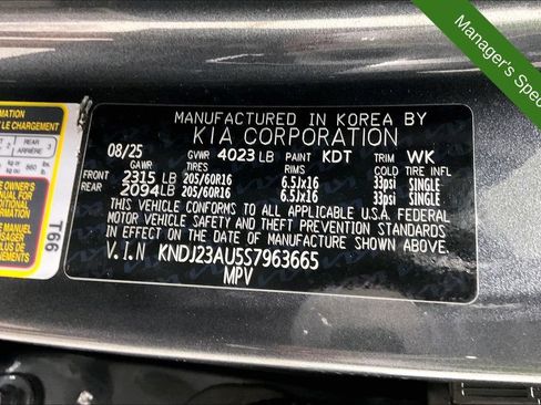 Used 2025 Kia Soul LX w/ LX Technology Package FWD image 39