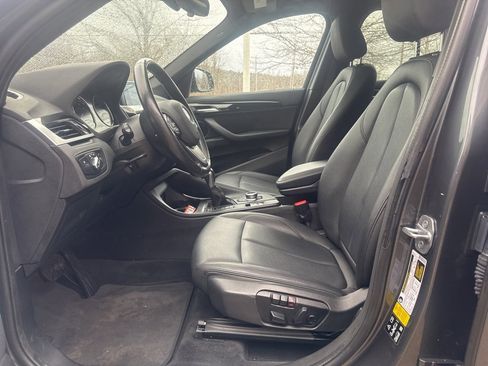 Used 2019 BMW X1 xDrive28i image 16