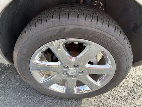 Used 2018 Buick Encore Premium w/ Experience Buick Package image 29