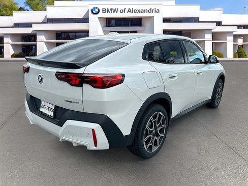 Used 2026 BMW X2 xDrive28i w/ Technology Package AWD/4WD image 7