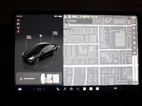 Used 2023 Tesla Model 3 Standard Range image 5
