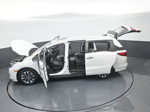 Used 2024 Honda Odyssey EX-L image 70