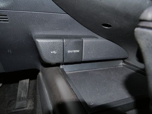 Certified 2024 Toyota Camry SE image 31