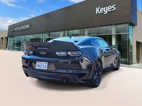Used 2019 Chevrolet Camaro LT w/ RS Package RWD image 4