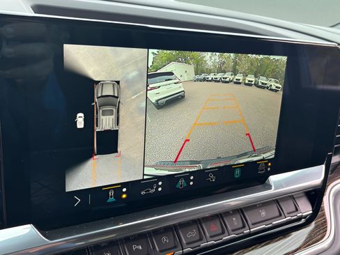 Used 2022 GMC Sierra 1500 Elevation w/ Elevation Premium Package image 33