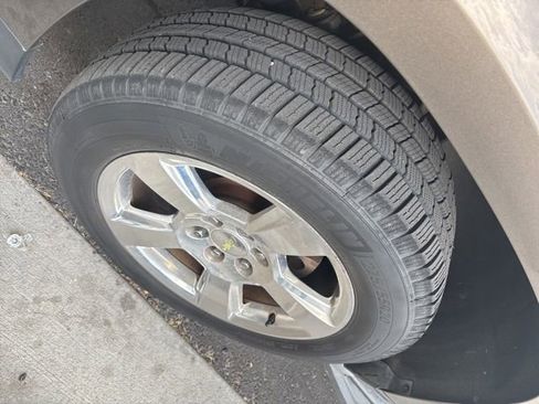 Used 2015 Chevrolet Tahoe LT AWD/4WD image 5