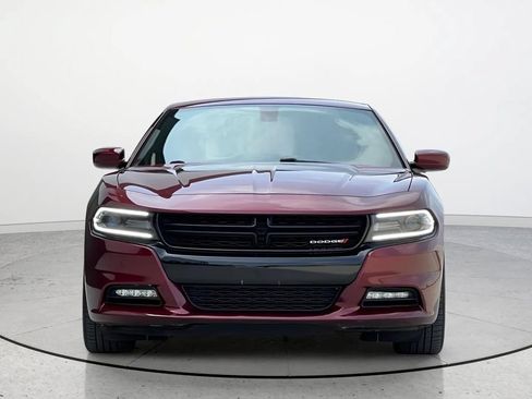 Used 2017 Dodge Charger R/T RWD image 4