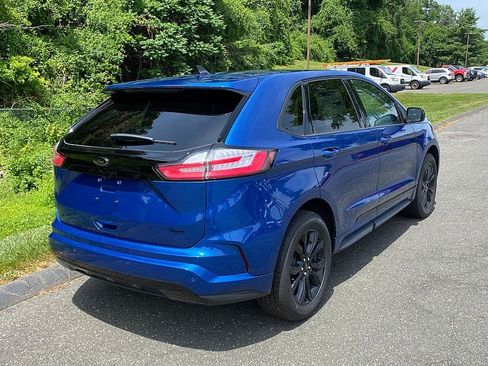 New 2024 Ford Edge SE w/ Black Appearance Package image 7