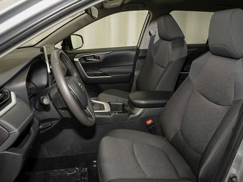 Used 2025 Toyota RAV4 XLE w/ Weather Package image 10