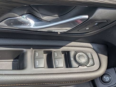 Used 2019 GMC Terrain SLT w/ Preferred Package AWD/4WD image 14