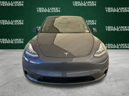 Used 2021 Tesla Model Y Long Range image 11