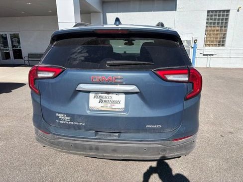 Used 2024 GMC Terrain SLE w/ Driver Convenience Package AWD/4WD image 19