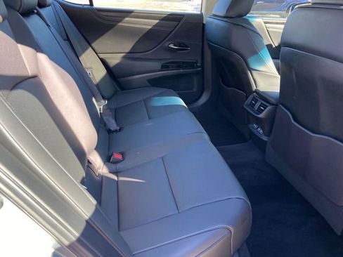 Certified 2023 Lexus ES 350 w/ Premium Package image 30