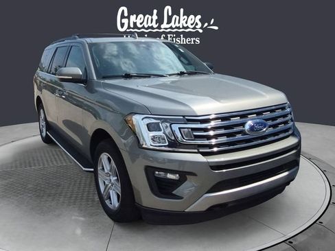 Used 2019 Ford Expedition XLT w/ Equipment Group 202A AWD/4WD image 7
