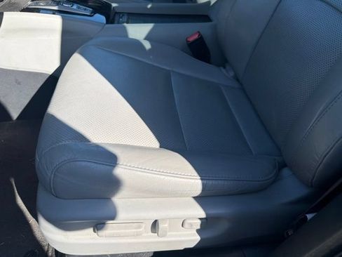 Used 2016 Honda Pilot Elite image 8