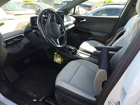 Used 2022 Volkswagen ID.4 Pro S image 2