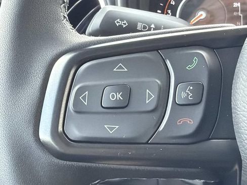 New 2026 Jeep Gladiator Sport AWD/4WD image 31