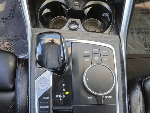 Used 2020 BMW 330i Sedan w/ Convenience Package RWD image 19
