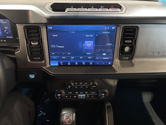 Used 2023 Ford Bronco Outer Banks w/ Sasquatch Package AWD/4WD image 10