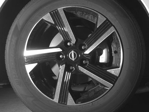 Used 2025 Nissan Sentra SV image 13