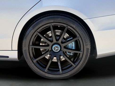 Used 2016 Mercedes-Benz S 63 AMG 4MATIC Sedan image 19