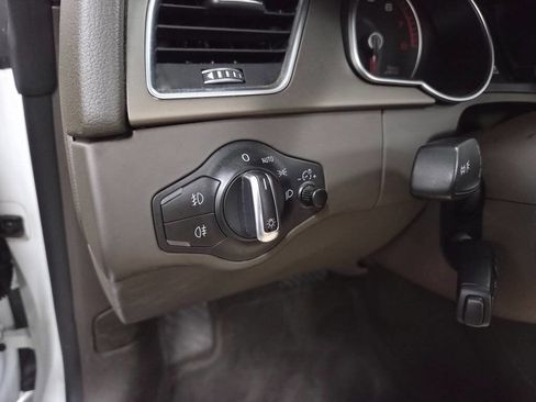 Used 2013 Audi A5 2.0T Premium w/ Convenience Pkg image 28