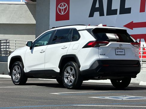 Used 2024 Toyota RAV4 XLE AWD/4WD image 3