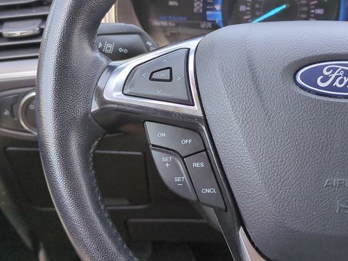 Used 2024 Ford Edge SEL AWD/4WD image 24