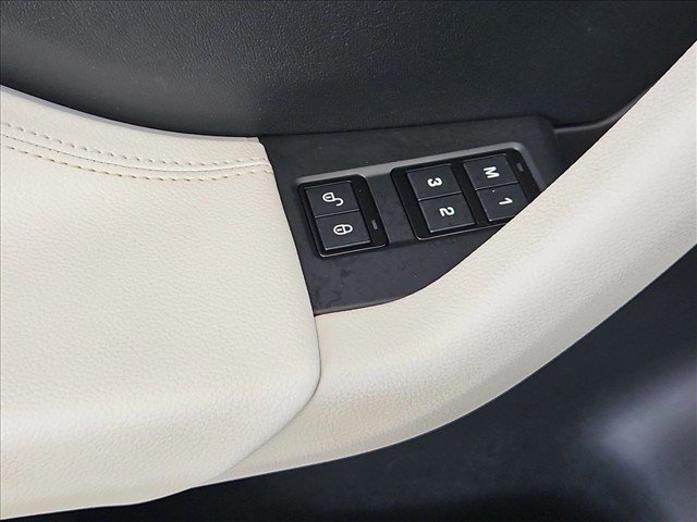 Used 2018 Jaguar F-PACE R-Sport AWD/4WD image 28