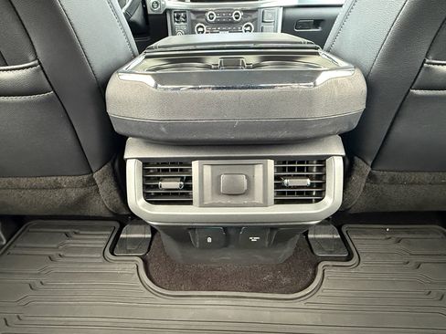 Used 2021 Ford F150 Lariat image 19