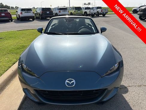 Used 2016 MAZDA MX-5 Miata Grand Touring RWD image 2