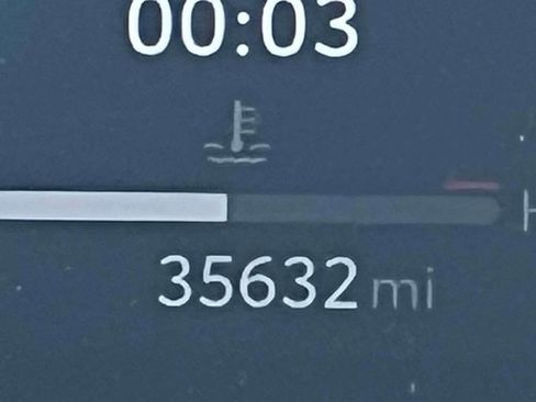 Certified 2025 Toyota Camry XLE image 30