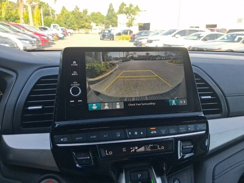 Certified 2025 Honda Odyssey EX-L image 27