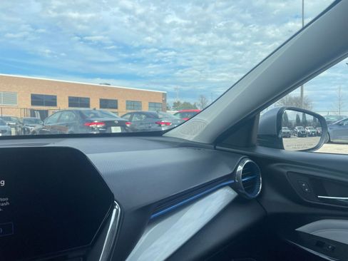 Used 2025 Chevrolet Trax LT w/ LT Convenience Package image 33