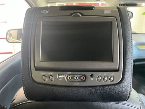 Used 2017 GMC Acadia Denali w/ Technology Package AWD/4WD image 36