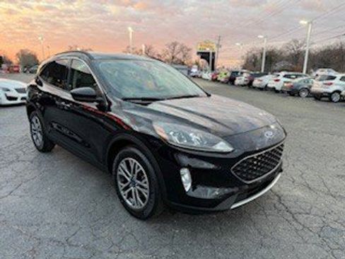 Used 2020 Ford Escape SEL image 7